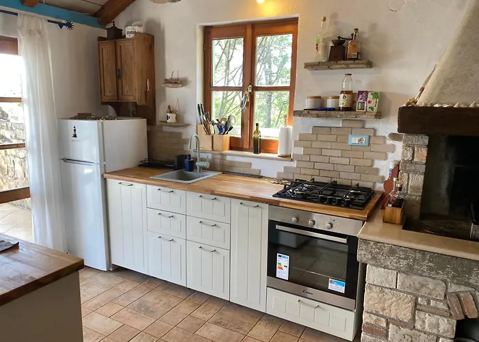 بيت للعطل Girica